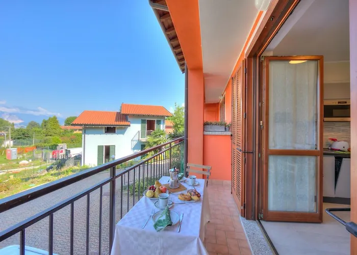 Del - Happy لافينو