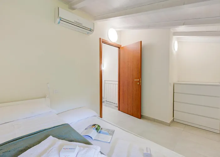 Del - Happy بيت للعطل